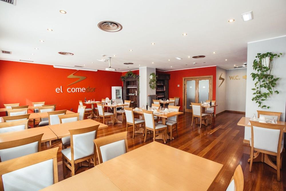 Hotel El Sella Onís Eksteriør bilde