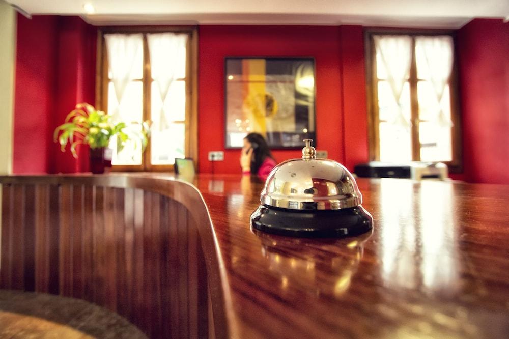 Hotel El Sella Onís Eksteriør bilde