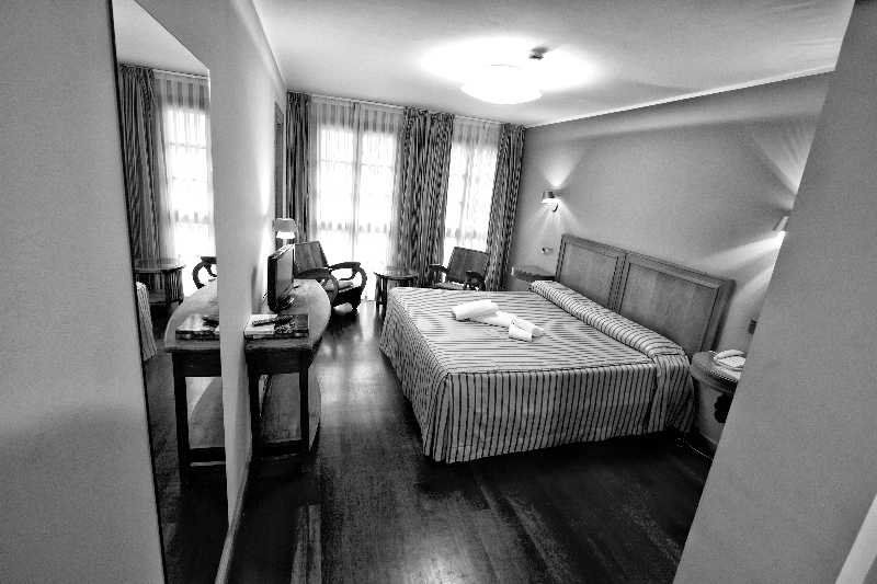 Hotel El Sella Onís Eksteriør bilde